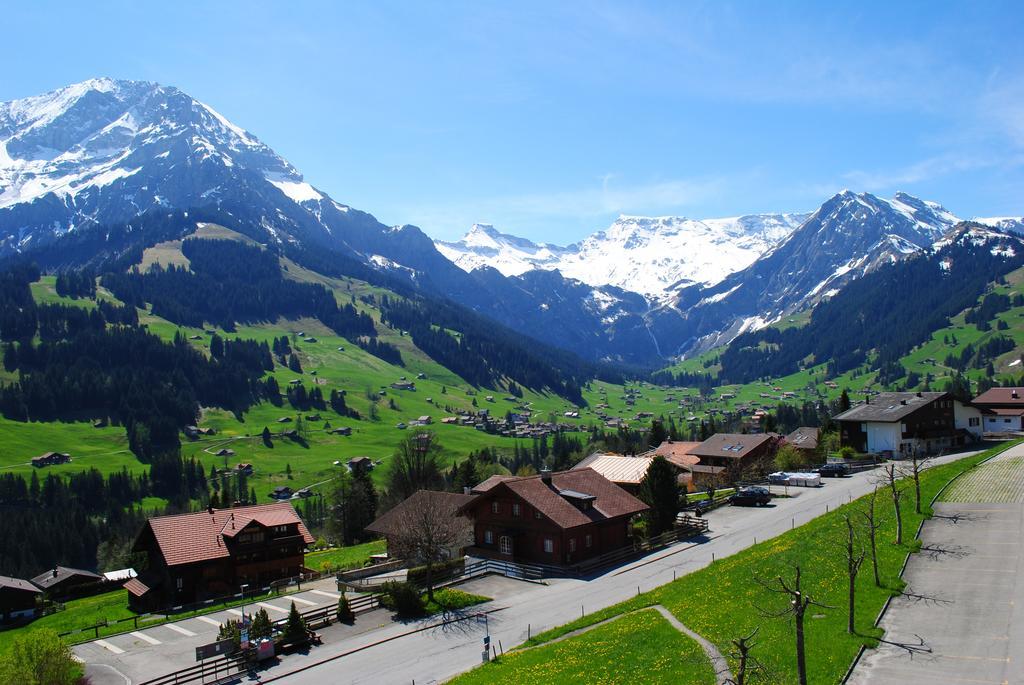 Hotel Hari Im Schlegeli Adelboden Exteriör bild