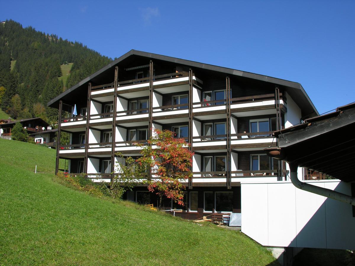 Hotel Hari Im Schlegeli Adelboden Exteriör bild