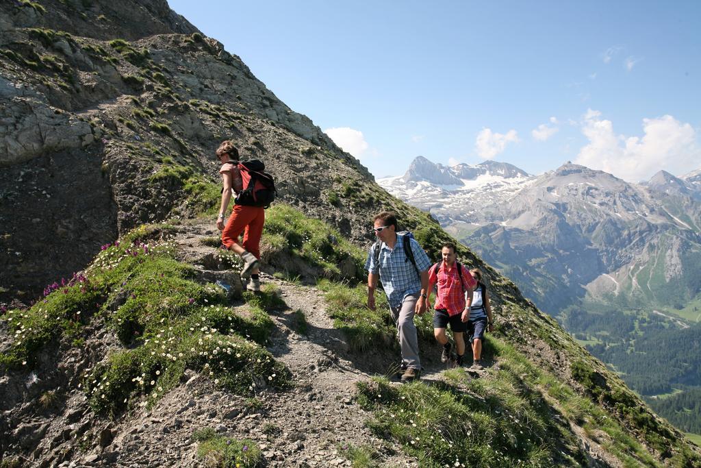 Hotel Hari Im Schlegeli Adelboden Exteriör bild