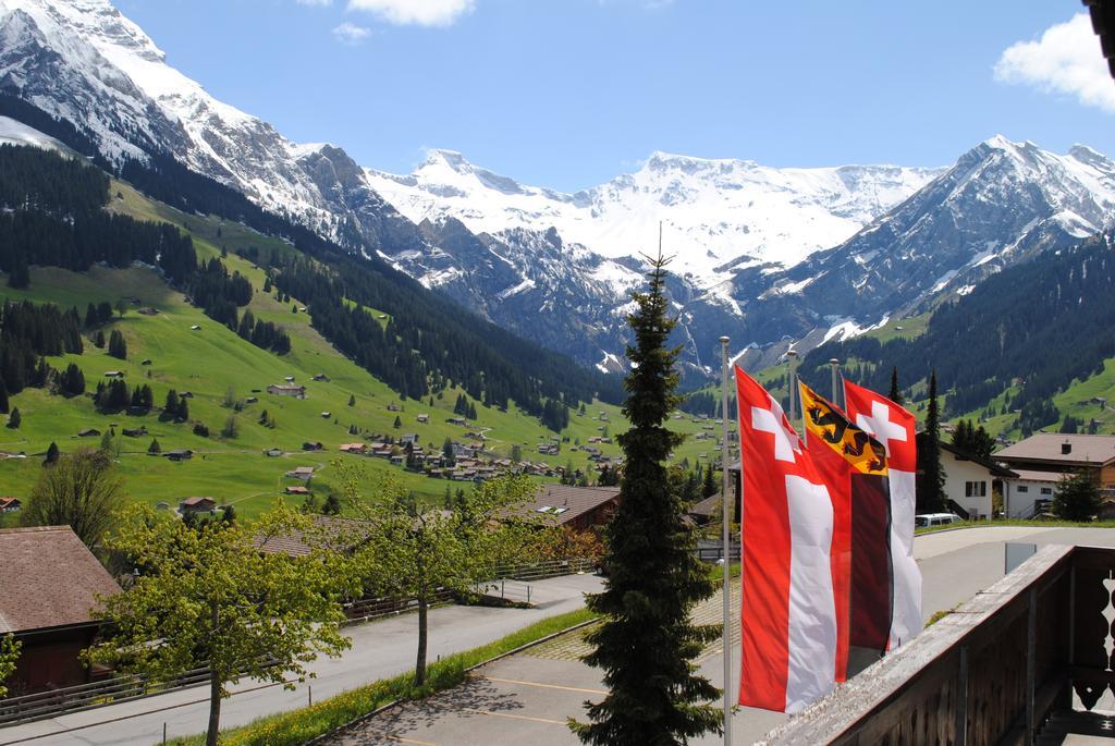 Hotel Hari Im Schlegeli Adelboden Exteriör bild